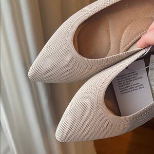 Old Navy Women's Cream Flats